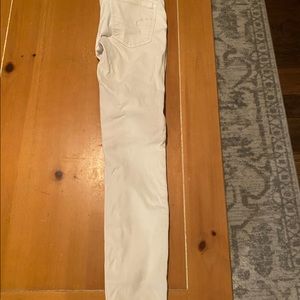 American Eagle white denim